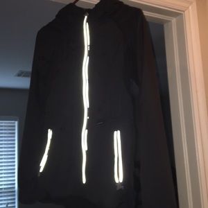 black lululemon jacket